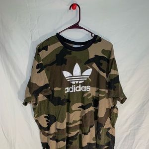 Plus size addias camo tee